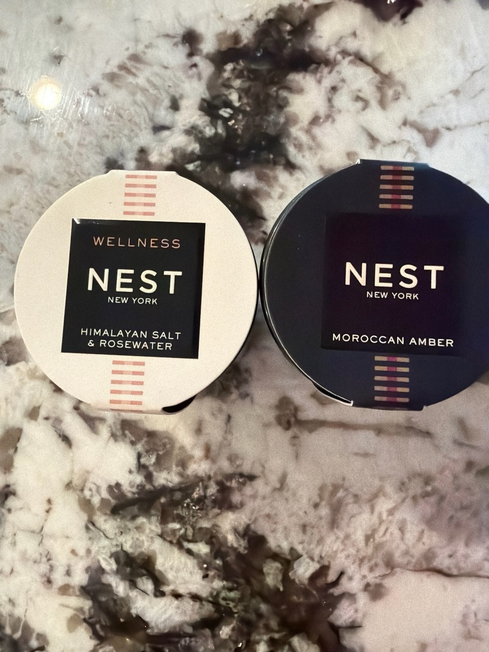 NEST Fragrances Wellness Tin Duo in White and Black